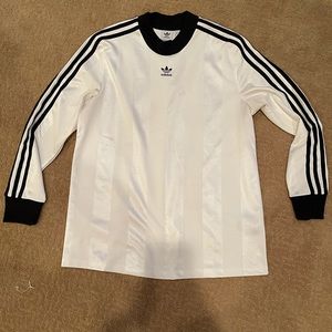 adidas silk shirt. size S